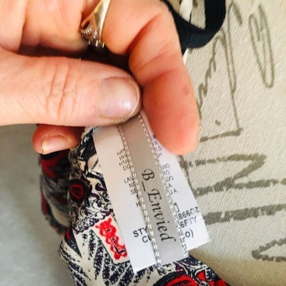 B Envied Tunic Blue Red Geometric Designs Small - Picture 6 of 9